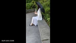 最后一班地铁少妇不穿内衣勾引空调师傅，被无情内射（完整版看简界）